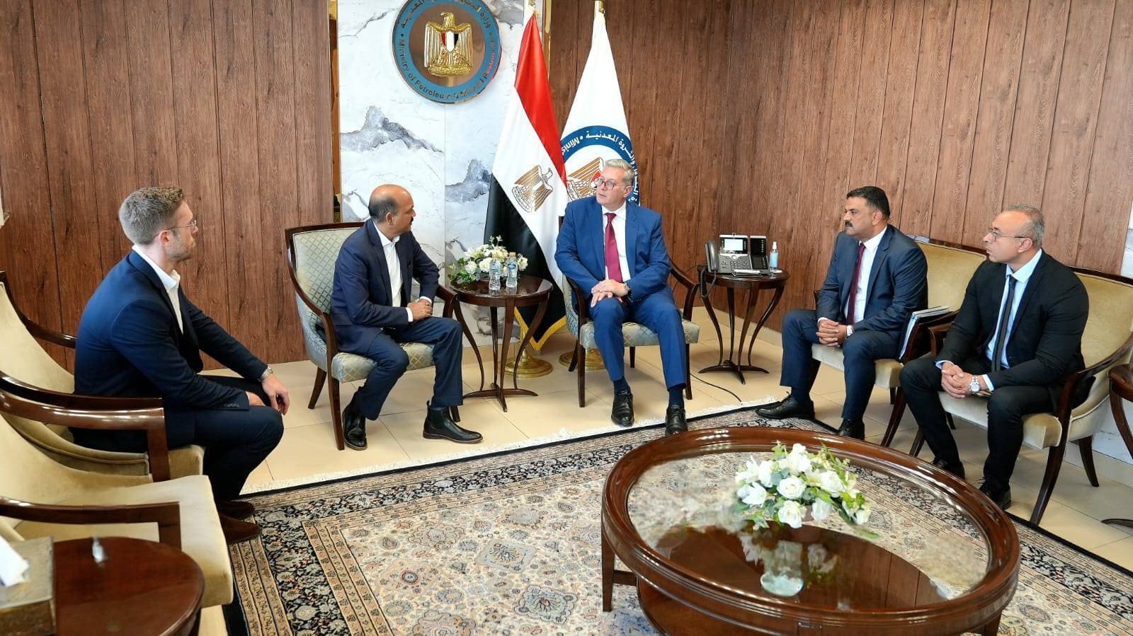الحكومة تستعد لتنفيذ مسح جيولوجي كامل لاستكشاف المعادن على مستوى الجمهورية
